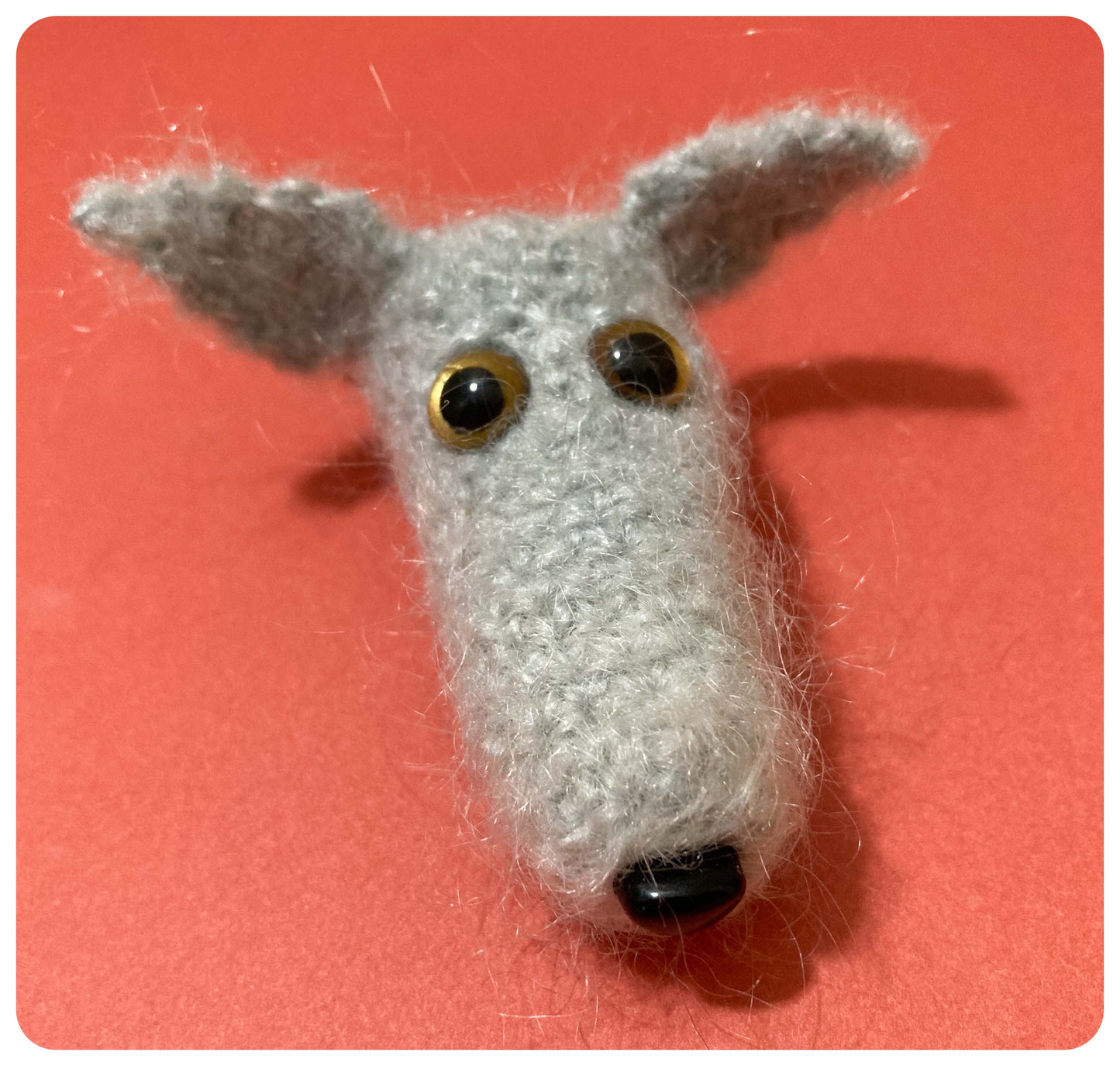 LIGHT PALE GREY HAIRY SCRUFFY SIGHTHOUND LURCHER BEDLINGTON WHIPPET WOLFHOUND KEYRING CHARM KEEPSAKE GIFT