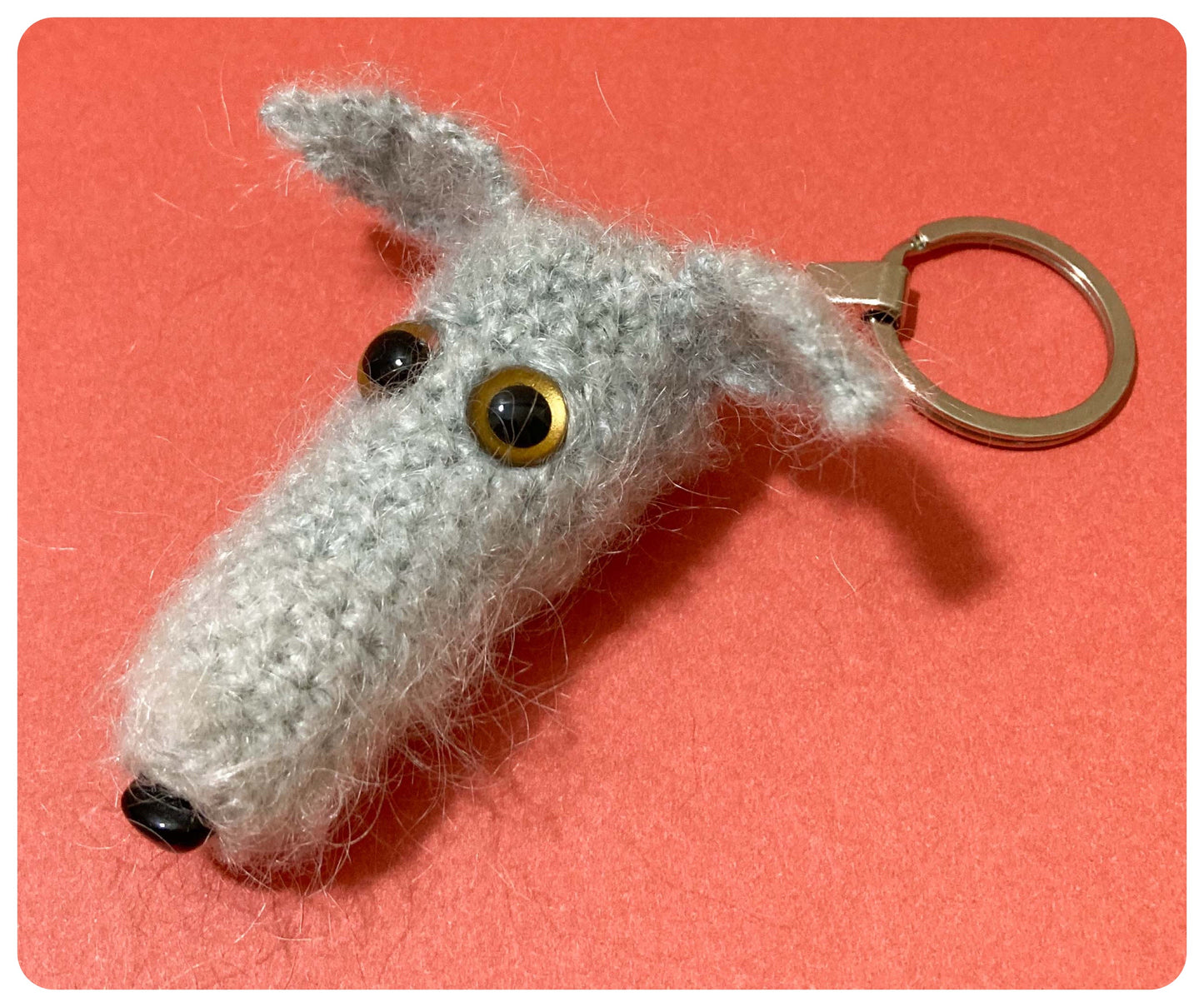 LIGHT PALE GREY HAIRY SCRUFFY SIGHTHOUND LURCHER BEDLINGTON WHIPPET WOLFHOUND KEYRING CHARM KEEPSAKE GIFT