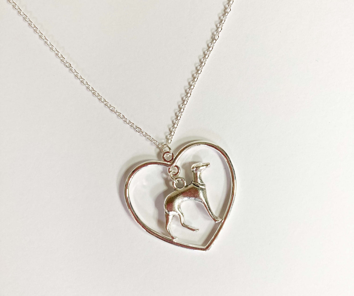 SILVER GREYHOUND WHIPPET SIGHTHOUND LURCHER CHARM NECKLACE CHAIN LOVE HEART KEEPSAKE GIFT