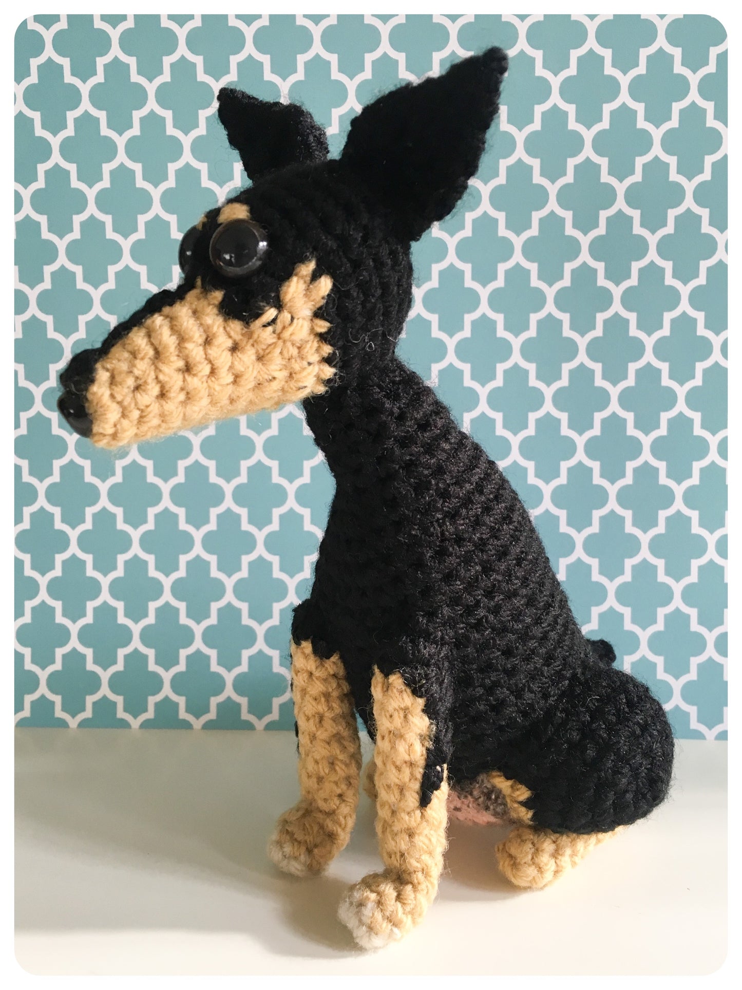 CUSTOM MINI CROCHET MIN PIN MINIATURE PINSCHER KEEPSAKE MEMORIAL GIFT